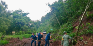 SSP Hidalgo realiza operativos de auxilio por deslaves en la México-Tampico