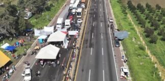 Continua bloqueo en Arco Norte en limites de Edomex e Hidalgo