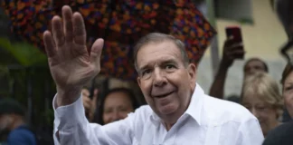 Edmundo González opositor venezolano aterriza en España