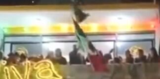 Video: Colapsa campana en la Misión, Hidalgo, en pleno ‘Grito’