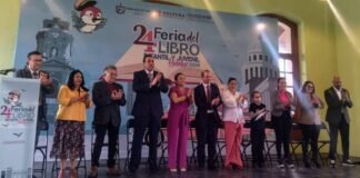 Jóvenes escritoras ganan premios del estatal de poesía y cuento