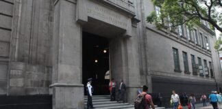 Acuerdan en sesión levantar paro de labores en la Corte