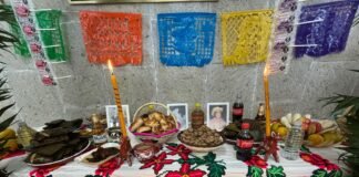 Colocan altares de todas las regiones de Hidalgo en el Congreso.