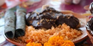 Se impone Feria del Mole 2024 en Santa Ana Hueytlalpan