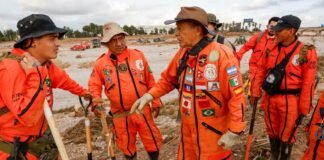 Topos Azteca apoyan en la búsqueda de personas en Valencia