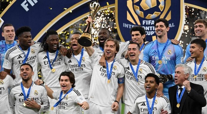Real Madrid se alza como campeón de la Copa Intercontinental