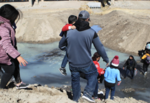 Rumor de supuesta apertura de frontera llega a migrantes y saturan Ciudad Juárez