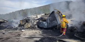 Explosión de pipa en la México-Puebla deja saldo de 6 muertos