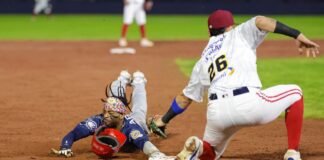 Hoy duelo de invictos: México y República Dominicana