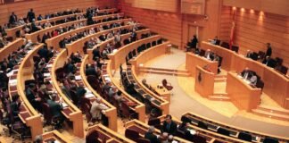 Senadores exigen castigo por sobreprecio en compra de medicamentos