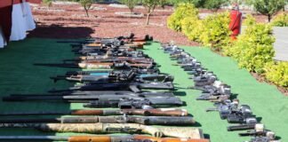 Destrucción simbólica de armamento en 18ª Zona Militar