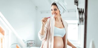 Los cambios hormonales pueden desencadenar en gingivitis gestacional con riesgos fetales