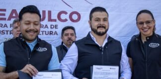 Tepeapulco hace entrega histórica de parque vehicular