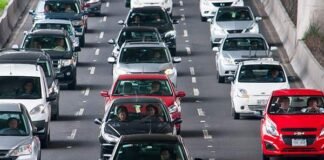 Retorno de vacacionistas saturan carreteras y entradas a la CDMX