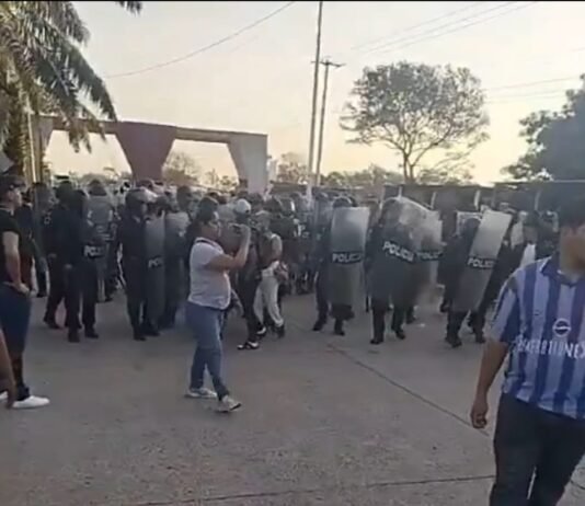 Aumenta tensión tras desalojo estudiantil en Tabasco