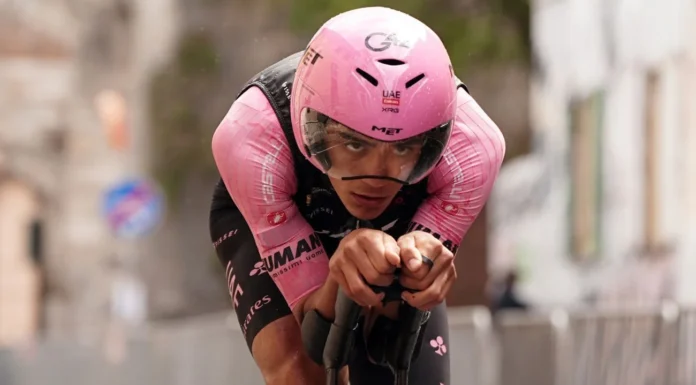 Isaac Del Toro amplía su liderato en el Giro de Italia 2025