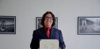 Estudiante de la UAEH destaca en reto tecnológico en Japón