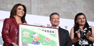 Pascual celebra 40 años con billete conmemorativo de la Lotería Nacional