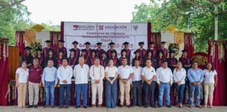 Alcalde de Huejutla reafirma compromiso con la educación en Xiquila