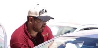 Semarnath mantiene 60% de descuento en verificación vehicular