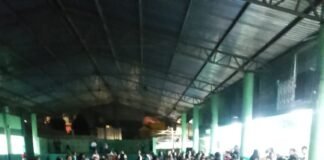 Padres denuncian privación de la libertad en primaria de Zacualtipán