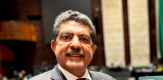 Bancada de Morena aprueba colecta en apoyo a Manuel Espino