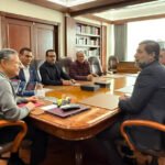 Menchaca refuerza vínculos con la industria de la construcción