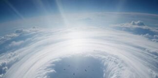 Huracán Melissa golpea Jamaica como categoría 5