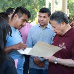 Menchaca recorre Chapulhuacán y La Misión