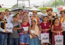 Entregan más de 130 toneladas de cacao y azúcar para el Xantolo