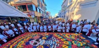 Tulancingo: Catrina monumental con 2 mil 700 panes de muerto