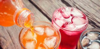 Gobierno y refresqueros buscan reducir uso de azúcar en bebidas