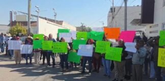 Marchan habitantes de Actopan en apoyo al regidor Omar Ramírez