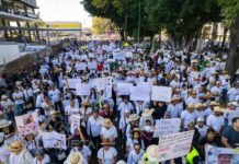 Multitudinaria marcha en Uruapan; exigen justicia tras asesinato del alcalde