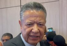 Redirigirán recursos tras daños de Priscila en escuelas y caminos