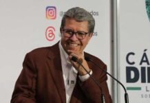 Monreal prevé periodo extraordinario si llega la reforma electoral