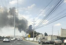 Incendio en bodegas de Estrella Blanca genera alarma en la Reforma