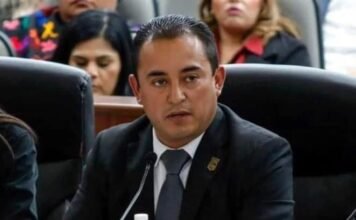 Revocan visa al alcalde de San Felipe, Baja California