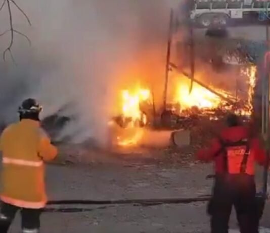 Se incendia recicladora de Misiones de San Francisco Ocotlán