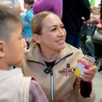 Entrega gobierno de Tepeji Kits invernales a familias vulnerables