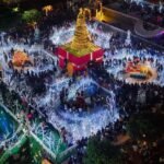 Espectacular encendido de Pino y Villa Navideña en Huejutla