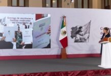 Sheinbaum entrega escrituras a 354 familias reubicadas del Chiquihuite