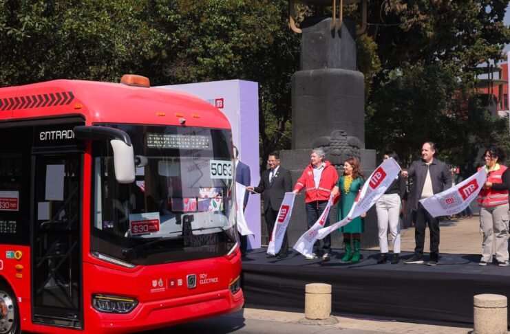 Arranca ruta Quetzalcóatl del Metrobús Línea 4