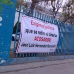 Docentes toman Secundaria General No. 2 de Pachuca