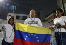 Ley de amnistía da esperanza a familias de presos políticos en Venezuela