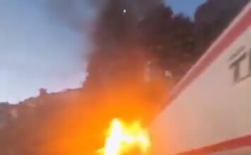 Incendio de tráiler genera colapso en la carretera México-Toluca