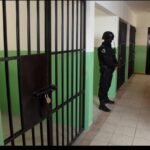 Recluso logra fugarse por la puerta principal del penal de Actopan, Hidalgo