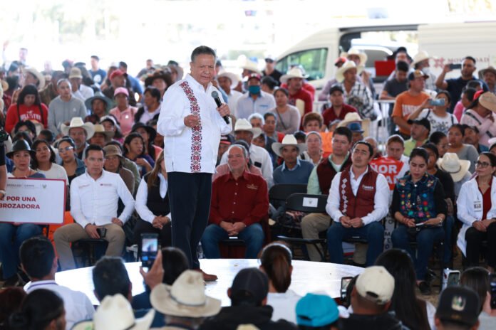 190226_GOBERNADOR_FERIA DE SERVICIOS_HUASCA DE OCAMPO_NM-10