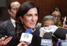 “No llegamos todas”: Kenia López señala deuda con las mujeres