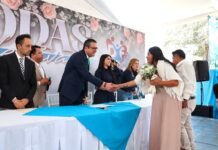 50 parejas formalizan su matrimonio en bodas colectivas de Zempoala